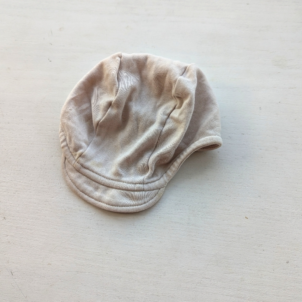 L'ovedbaby baby hat 6-12 months